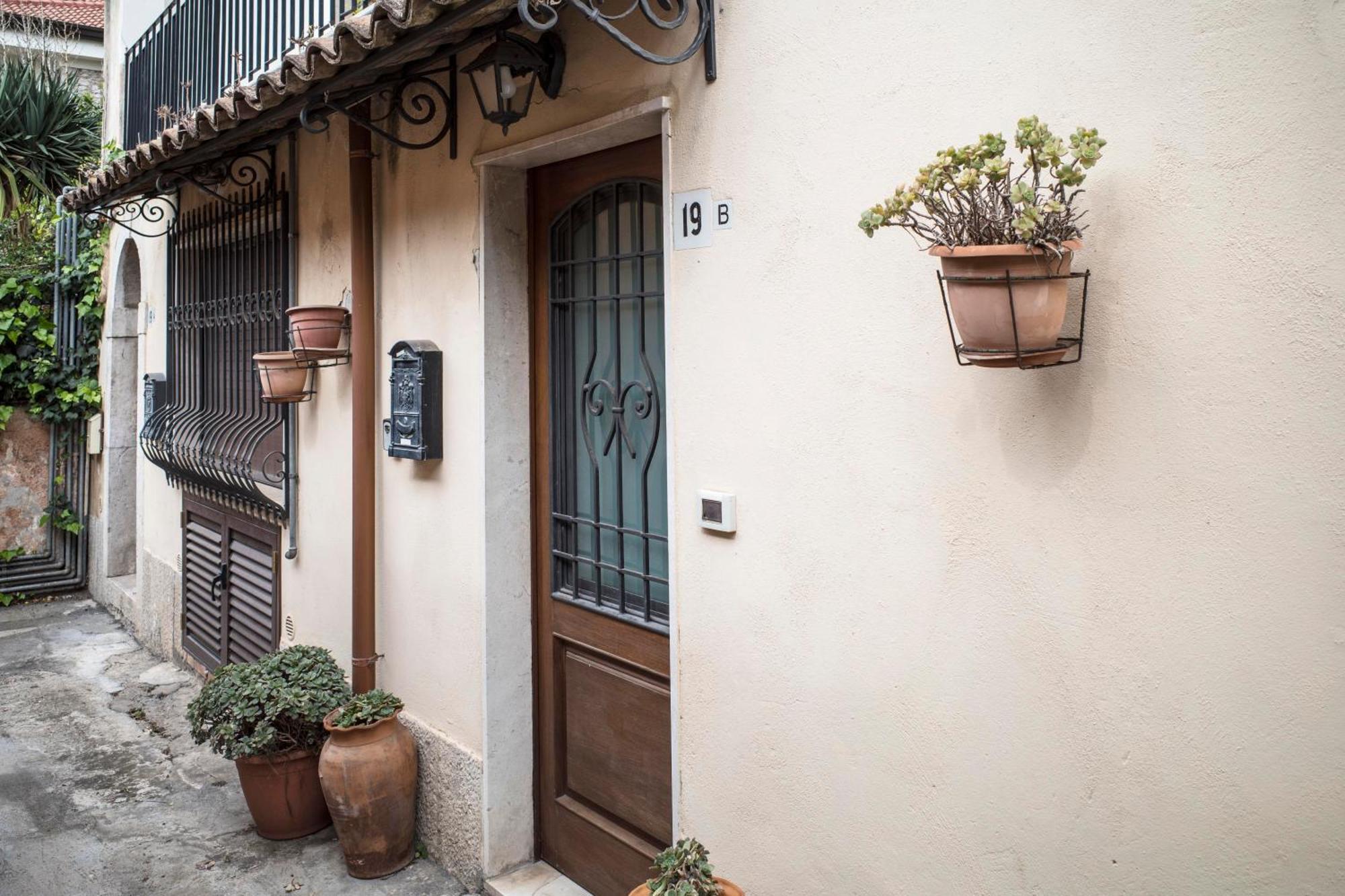 Diddy Maison Taormina Eksteriør billede